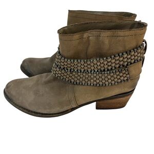 Matisse Leather Ankle Boots Womens 6 Grey Heeled Booties Distressed Moto VGUC